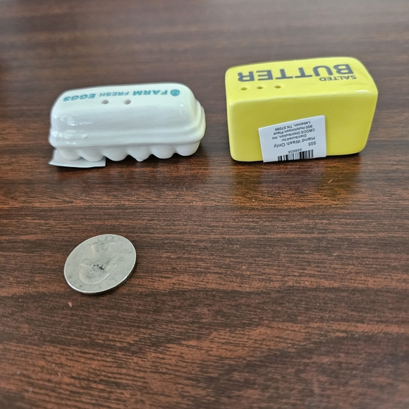 Mini Yellow Butter Salt Shaker and Egg Holder PepperShaker Set. - Picture 4 of 4